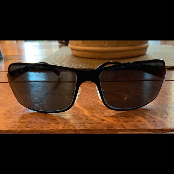 NWOT..PRADA sunglasses with case - Picture 1 of 7